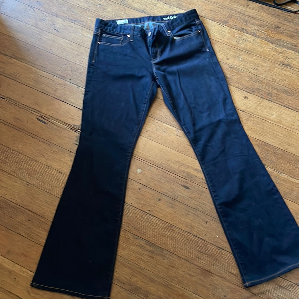 Gap womens curvy Bootcut Jeans 31R